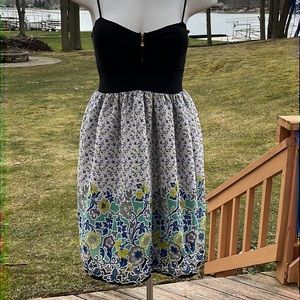 Kala flowy sundress S-M